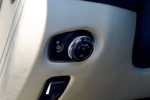 2017 Aston Martin DB11 Local Trade/Launch Edition/Heated&CooledSeats/Bang&OlufsenAudio - 22982846 - 27