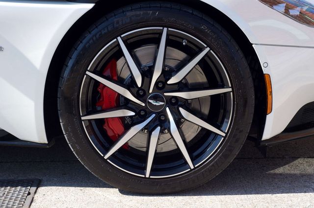 2017 Aston Martin DB11 Local Trade/Launch Edition/Heated&CooledSeats/Bang&OlufsenAudio - 22982846 - 39