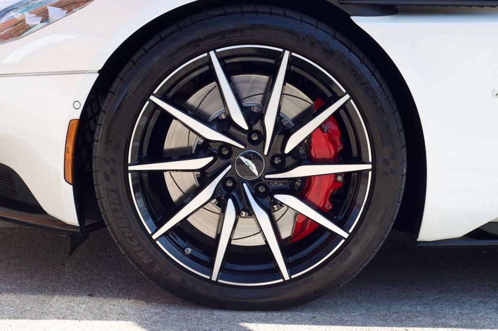 2017 Aston Martin DB11 Local Trade/Launch Edition/Heated&CooledSeats/Bang&OlufsenAudio - 22982846 - 42