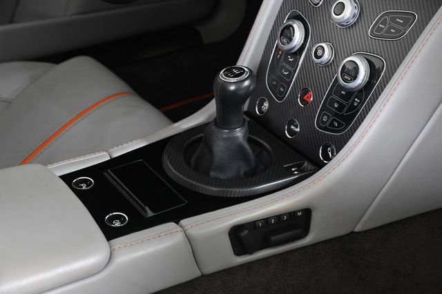 2017 Aston Martin V12 Vantage S - 22970914 - 23