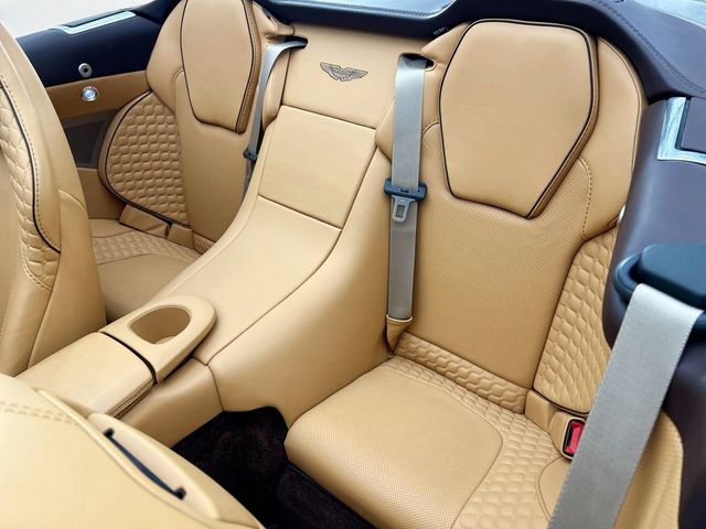 2017 Aston Martin Vanquish Volante - 22986074 - 18