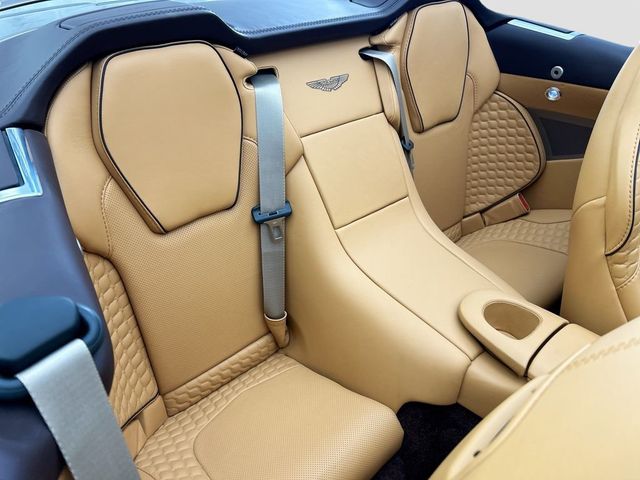 2017 Aston Martin Vanquish Volante - 22986074 - 19