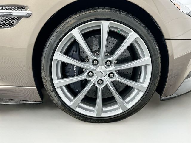 2017 Aston Martin Vanquish Volante - 22986074 - 27