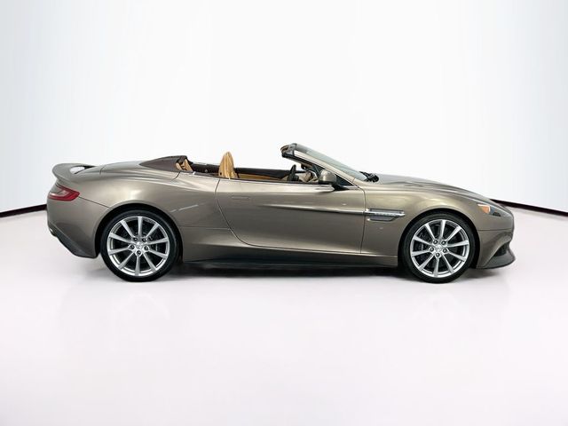 2017 Aston Martin Vanquish Volante - 22986074 - 33