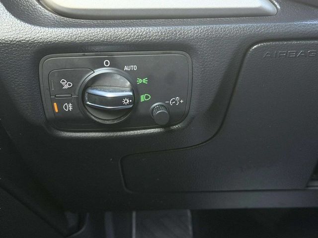 2017 Audi A3 Sedan 2.0 TFSI Premium FWD - 22976383 - 34