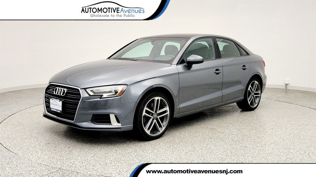 2017 Audi A3 Sedan 2.0 TFSI Premium quattro AWD - 23014178 | Video 1