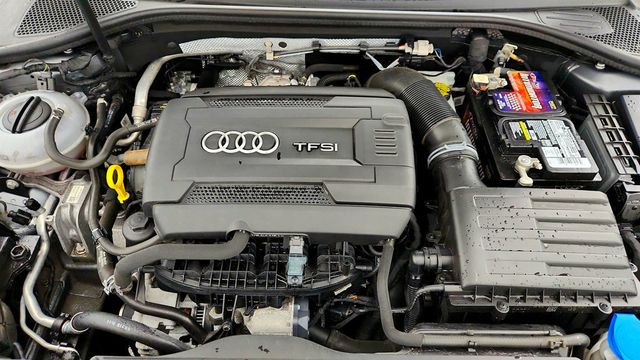 2017 Audi A3 Sedan 2.0 TFSI Premium quattro AWD w/ Convenience Pkg & 18'' Wheels - 23014178 - 25