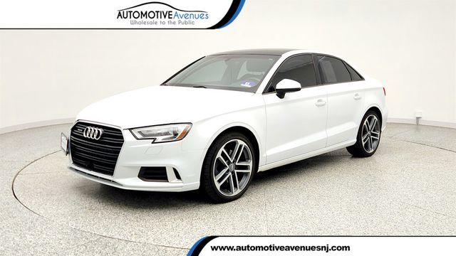 2017 Audi A3 Sedan 2.0 TFSI Premium quattro AWD w/ Convenience Pkg & 18'' Wheels - 23016504 - 0
