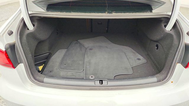 2017 Audi A3 Sedan 2.0 TFSI Premium quattro AWD w/ Convenience Pkg & 18'' Wheels - 23016504 - 21