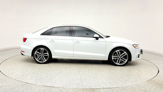 2017 Audi A3 Sedan 2.0 TFSI Premium quattro AWD w/ Convenience Pkg & 18'' Wheels - 23016504 - 3