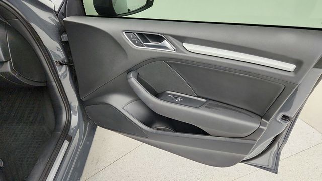 2017 Audi A3 Sedan 2.0 TFSI Premium with Convenience Package - 22949135 - 25