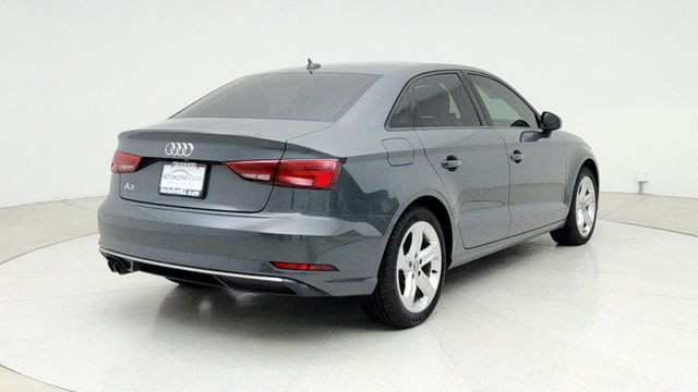 2017 Audi A3 Sedan 2.0 TFSI Premium with Convenience Package - 22949135 - 4