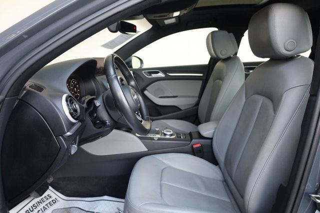 2017 Audi A3 Sedan Prestige - 23063262 - 13
