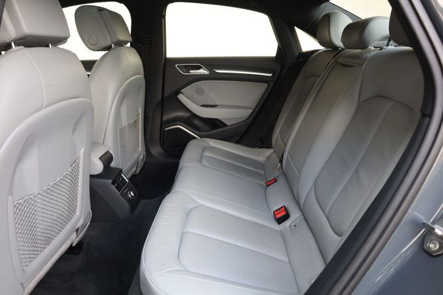 2017 Audi A3 Sedan Prestige - 23063262 - 19