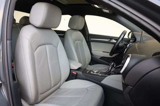 2017 Audi A3 Sedan Prestige - 23063262 - 25