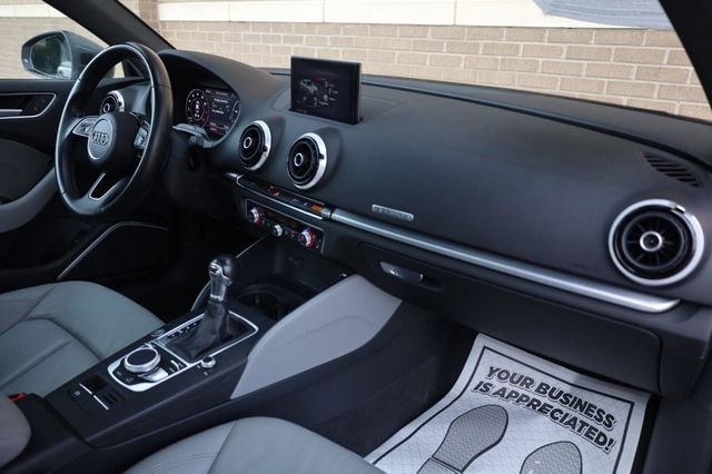 2017 Audi A3 Sedan Prestige - 23063262 - 26
