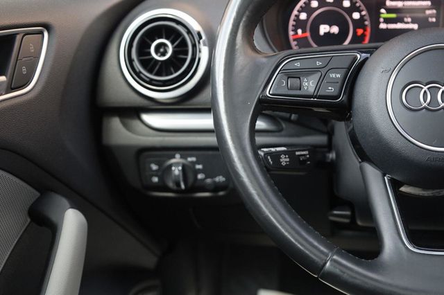 2017 Audi A3 Sedan Prestige - 23063262 - 28