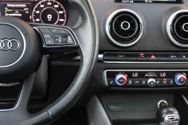 2017 Audi A3 Sedan Prestige - 23063262 - 29
