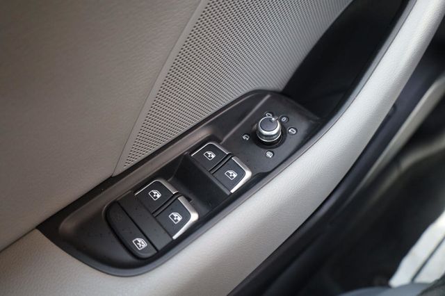 2017 Audi A3 Sedan Prestige - 23063262 - 30