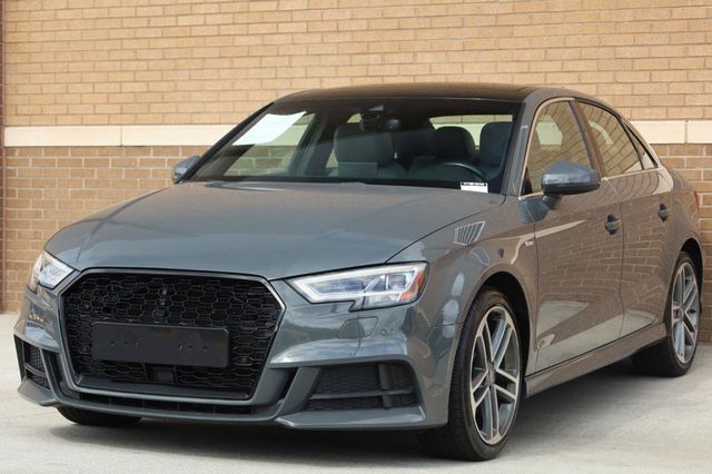 2017 Audi A3 Sedan Prestige - 23063262 - 3