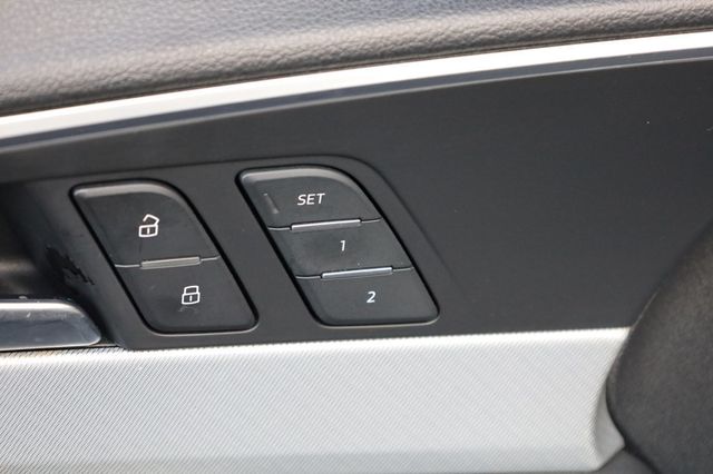 2017 Audi A4  - 22958420 - 28