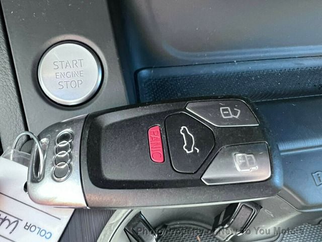 2017 Audi A4 2017 Audi A4 Quattro S-Line - 22614677 - 4