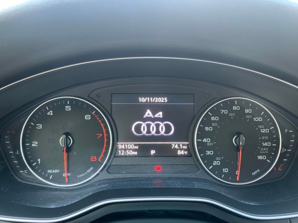 2017 Audi A4 TFSI Premium photo 3