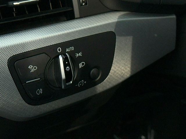 2017 Audi A4 2.0 TFSI Automatic Premium FWD - 22981316 - 18