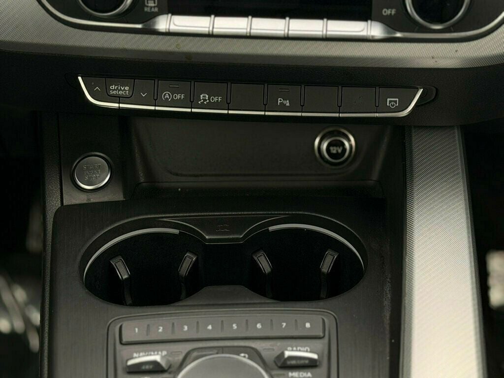 2017 Audi A4 2.0 TFSI Automatic Premium FWD - 22981316 - 32