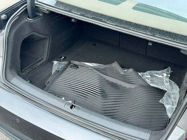 2017 Audi A4 2.0 TFSI Automatic Premium FWD - 22981316 - 43