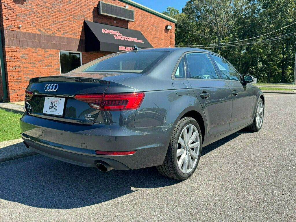 2017 Audi A4 Quattro Premium photo 2