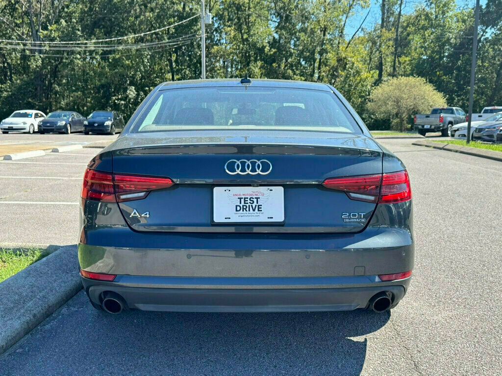 2017 Audi A4 Quattro Premium photo 4