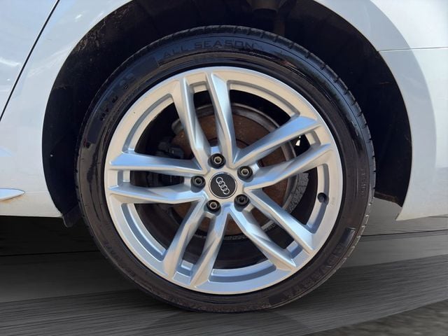 2017 Audi A4 2.0 TFSI Automatic Season of Audi ultra Premium FWD - 22975722 - 25