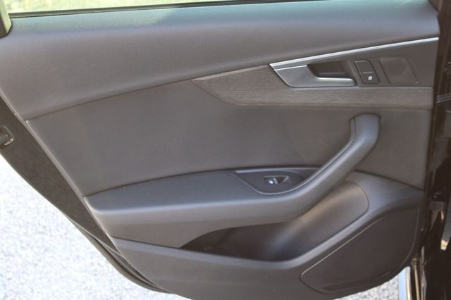 2017 Audi A4 2.0 TFSI Automatic Season of Audi ultra Premium FWD - 22942106 - 19