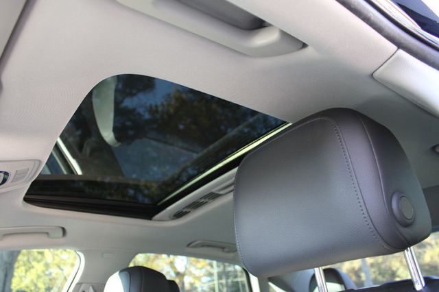 2017 Audi A4 2.0 TFSI Automatic Season of Audi ultra Premium FWD - 22942106 - 28