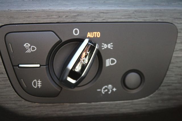 2017 Audi A4 2.0 TFSI Automatic Season of Audi ultra Premium FWD - 22942106 - 30