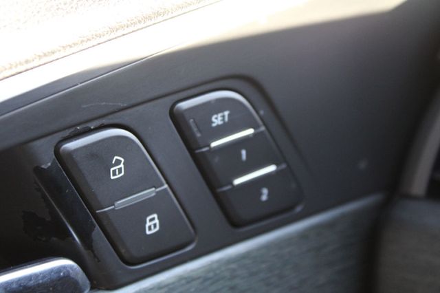 2017 Audi A4 2.0 TFSI Automatic Season of Audi ultra Premium FWD - 22942106 - 31