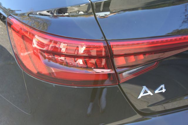 2017 Audi A4 2.0 TFSI Automatic Season of Audi ultra Premium FWD - 22942106 - 33