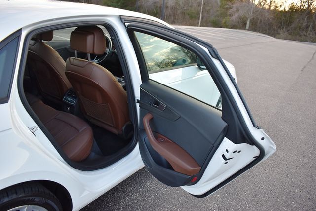 2017 Audi A4 2.0 TFSI Automatic ultra Premium FWD - 22992015 - 52