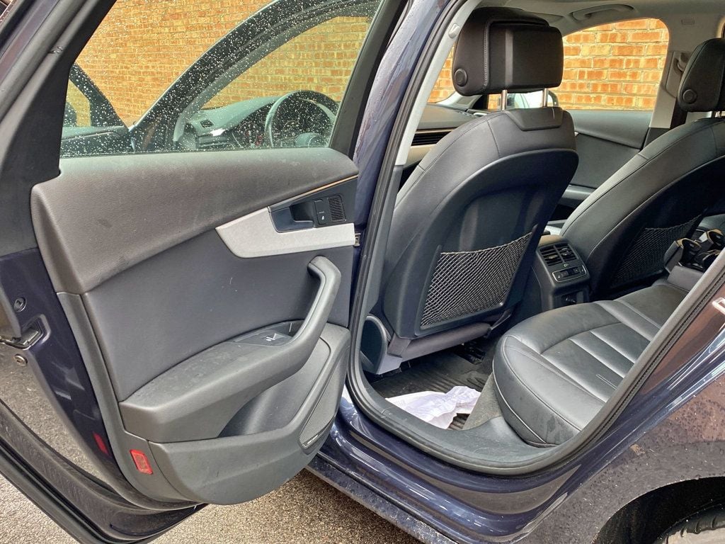 2017 Audi A4 2.0 TFSI Premium Plus quattro all-wheel drive - 23007565 - 12