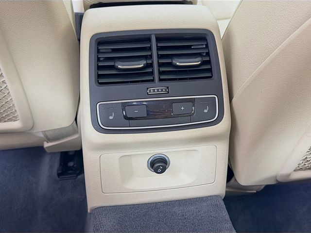 2017 Audi A4 2.0 TFSI Premium Plus quattro all-wheel drive - 23002661 - 26