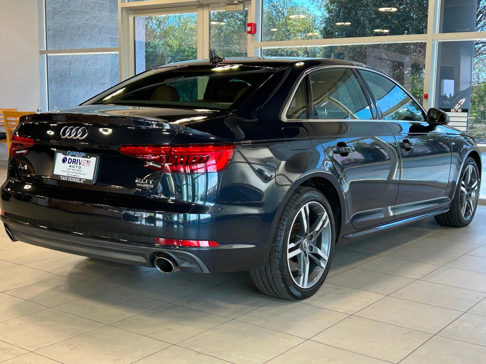 2017 Audi A4 TFSI Prestige Quattro photo 10