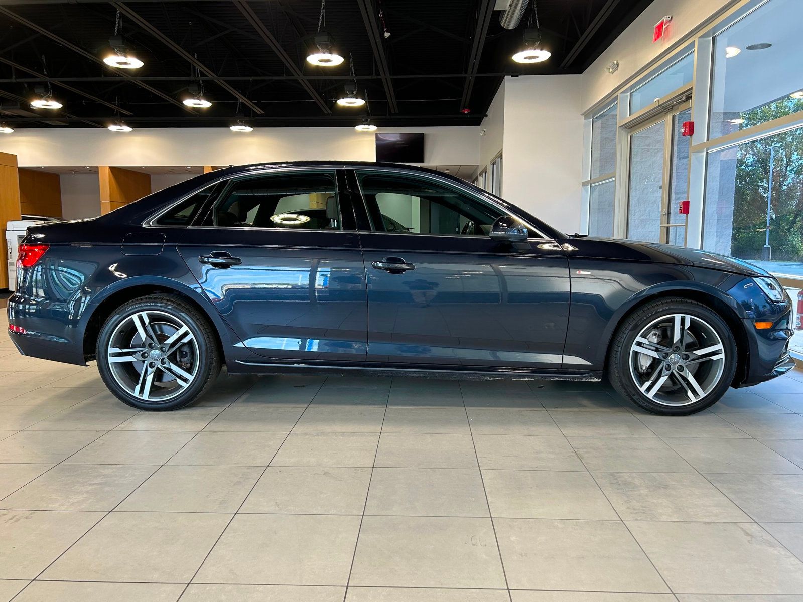 2017 Audi A4 TFSI Prestige Quattro photo 13