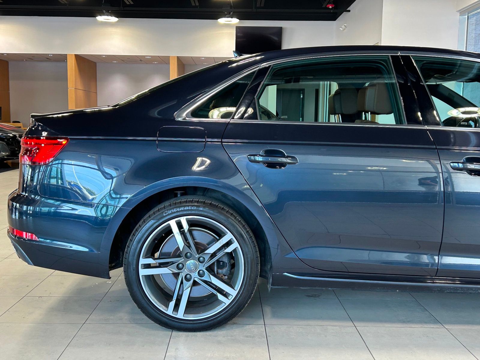 2017 Audi A4 TFSI Prestige Quattro photo 15