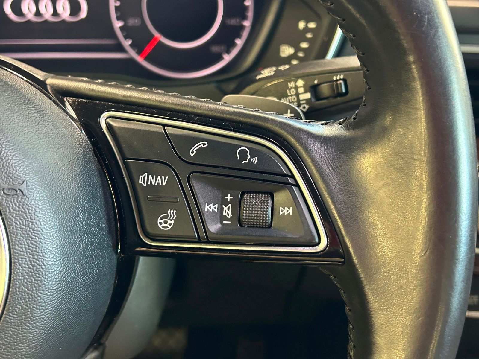 2017 Audi A4 TFSI Prestige Quattro photo 25