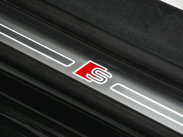 2017 Audi A4 2.0T Premium - 23040161 - 10