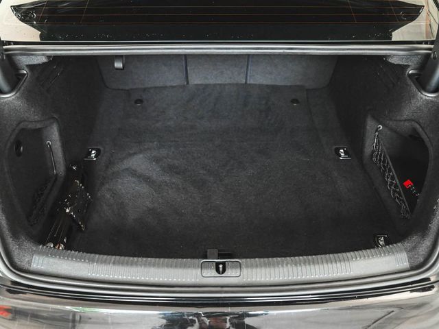 2017 Audi A4 2.0T Prestige - 23010510 - 41