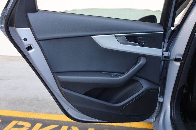 2017 Audi A4 Premium - 23040830 - 17