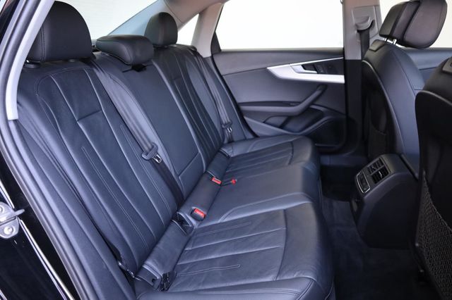 2017 Audi A4 Premium Plus - 23030861 - 24
