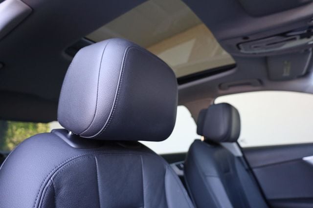 2017 Audi A4 Premium Plus - 23030861 - 29